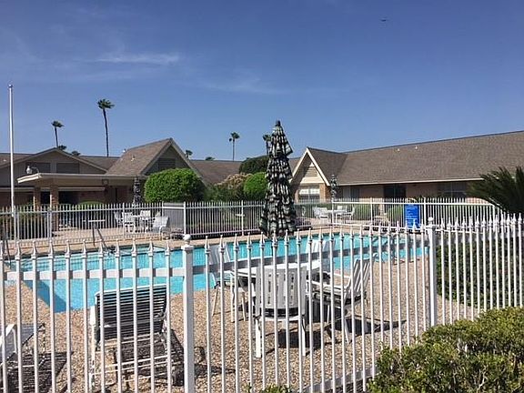 3rd image of 601 Hibiscus Ave APT 3