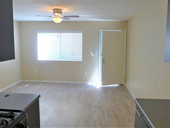 3rd image of 4439 Ohio St #2