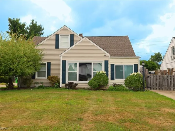 1209 Commonwealth Ave, Mayfield Heights, OH 44124
