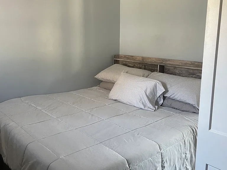 6054 Ely Ave — Photo 4