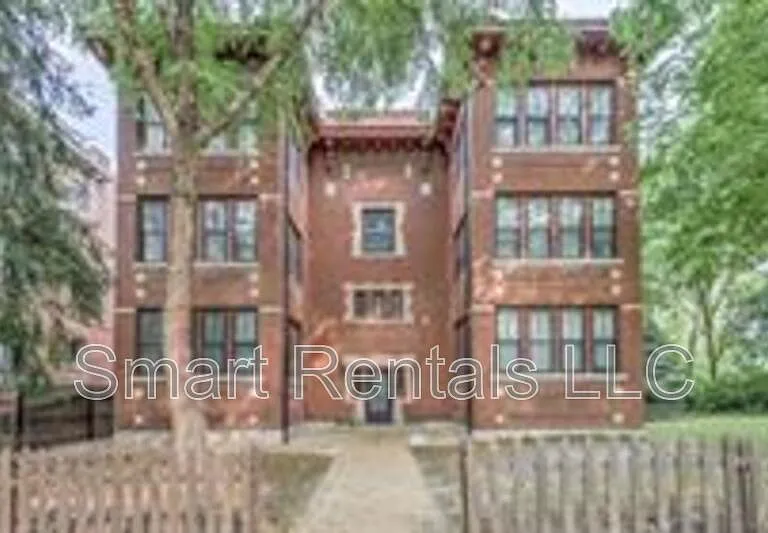 1722 Waverly Pl #B1 — Photo 1
