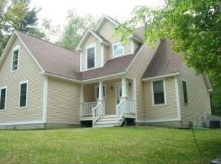 9 Noyes Rd, Londonderry, NH 03053