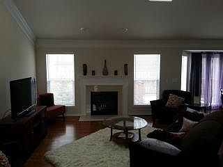4th image of 40488 Lenox Park Dr #3