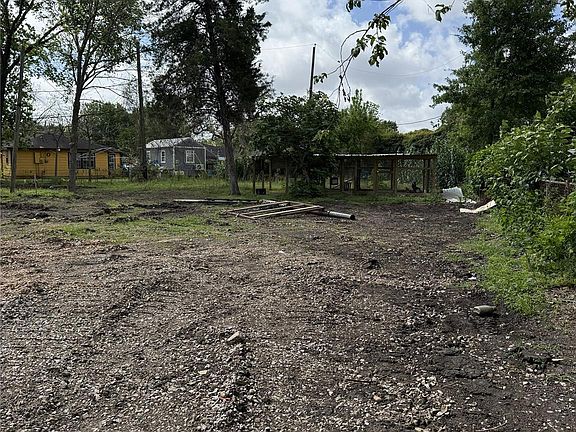 3rd image of 1616 Red Bluff Ct Lot 31