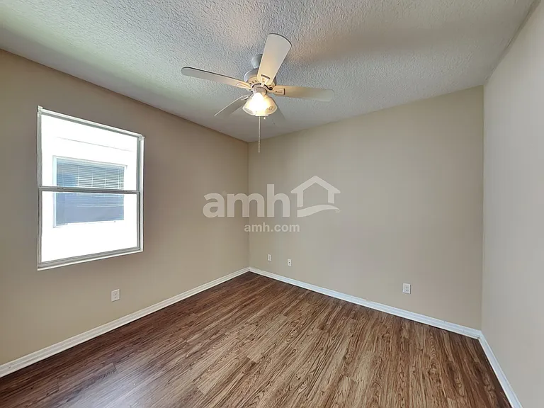 404 Britton Shores Ct — Photo 15