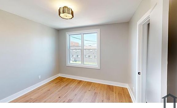 4th image of 1825 Providence St NE