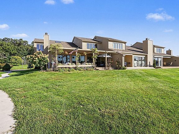 3rd image of 15768 N Prospect Point Dr #13