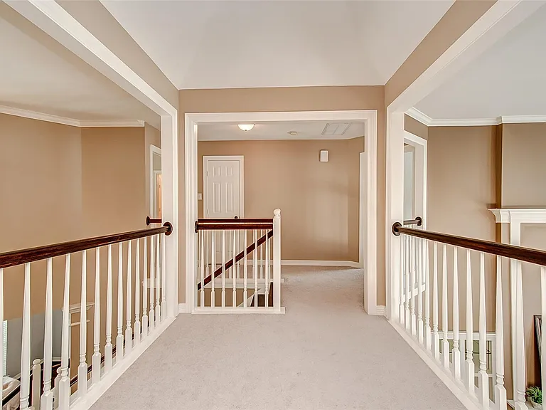 23707 Thornsby Ct — Photo 20