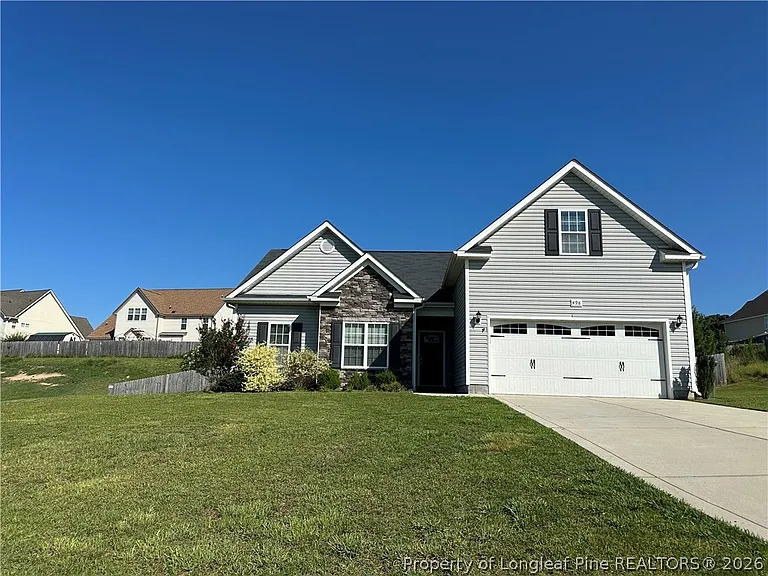 498 New Castle Ln — Photo 2