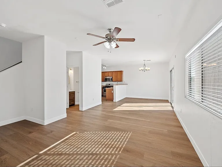 3776 E Felix Blvd — Photo 5