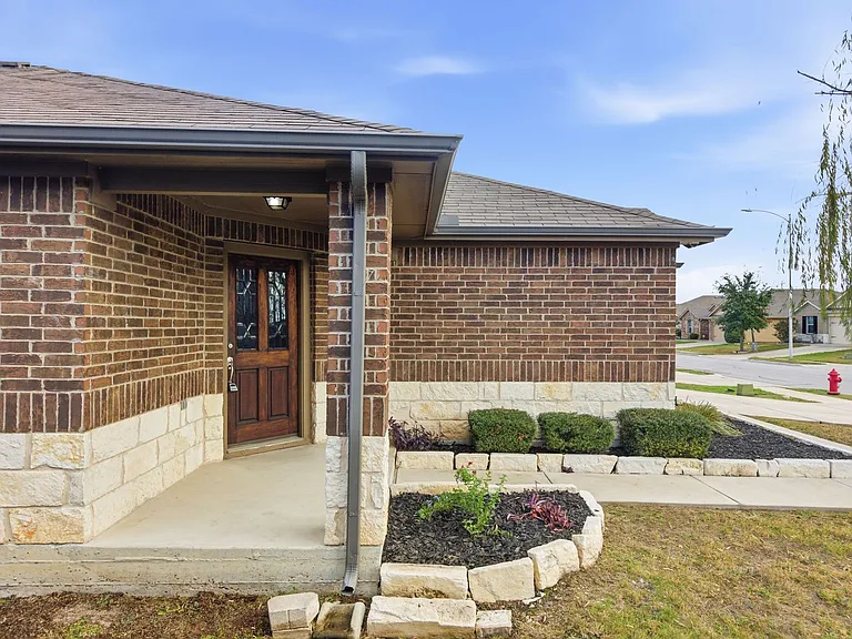 11912 Jamie Dr — Photo 5