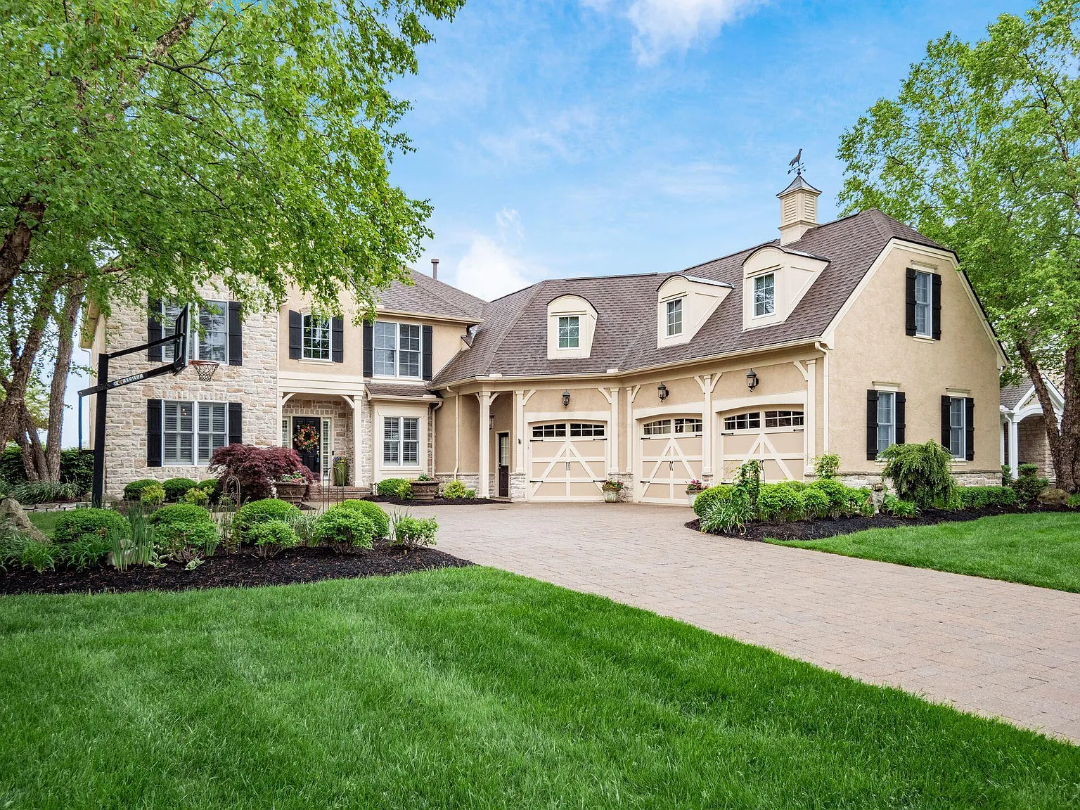 10101 Archer Ln photo 1