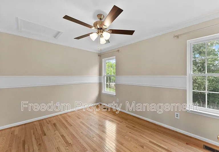 9140 Worthington Dr — Photo 55