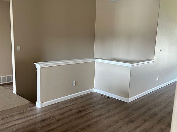 dinning area and stairs