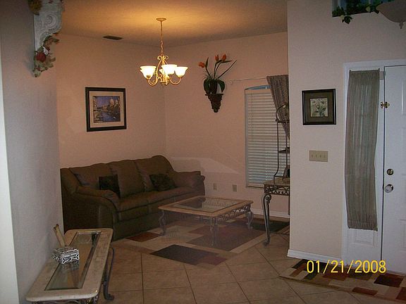 4th image of 4479 White Oak Cir