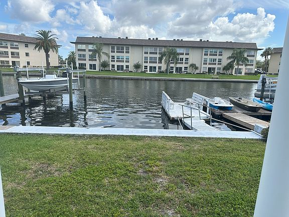 Beautiful Water Views with Dock!