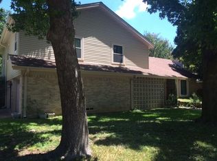 3809 Shady Valley Dr, Arlington, TX 76013
