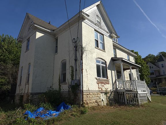 5th image of 603 3rd St