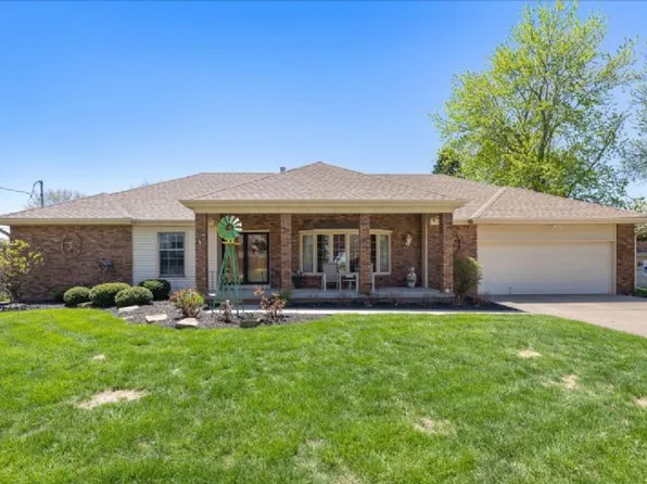 216 E Florence Ave, Glenwood, IA 51534