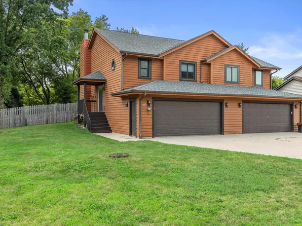 675 North Dries STREET #2, Saukville, WI 53080