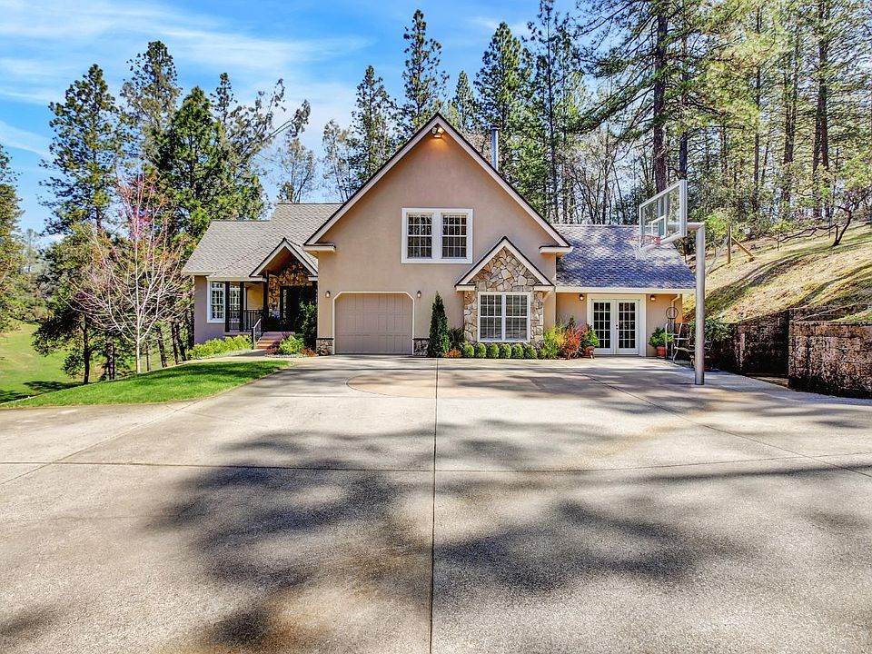 1st image of 18880 Blackhawk Ct