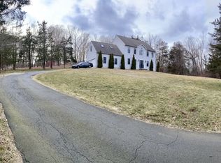 12 Silver Meadow Dr, Colchester, CT 06415