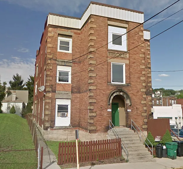 1012-1014 Chartiers Ave — Photo 3