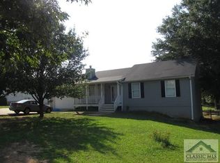 838 Lodgeview Dr, Bethlehem, GA 30620
