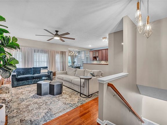 5th image of 278 Deep Creek Cir