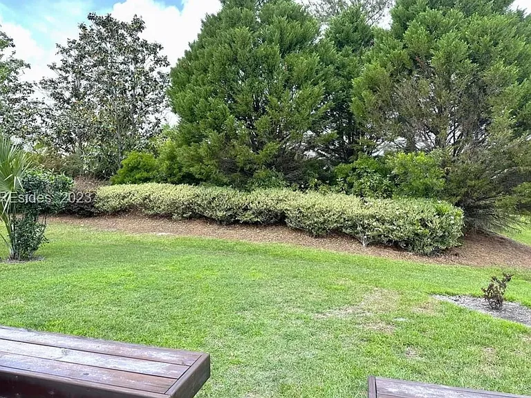 94 Spring Beauty Dr — Photo 25