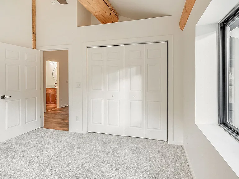 148 N Aspen St — Photo 10