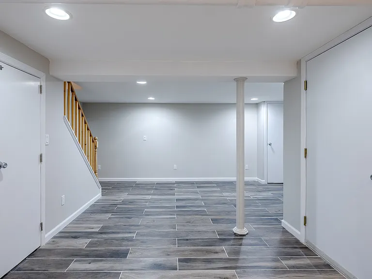 152 Charles St #1 — Photo 15