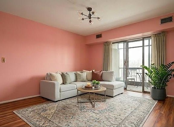 3rd image of 84 Welsh Tract Rd APT 208