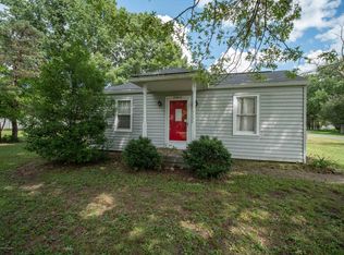 8003 Tolls Ln, Louisville, KY 40214