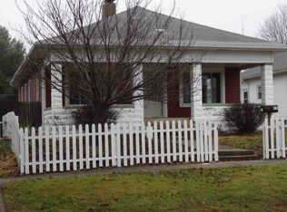 915 Walnut St, Clinton, IN 47842