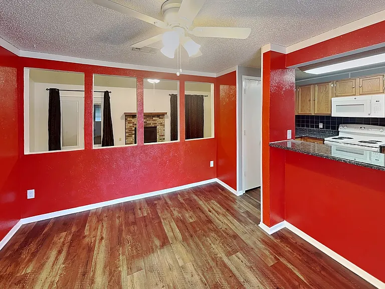 3800 Staghorn Cir S — Photo 4