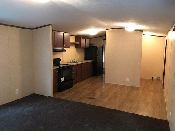 2nd image of 2515 NE 50th Dr #222