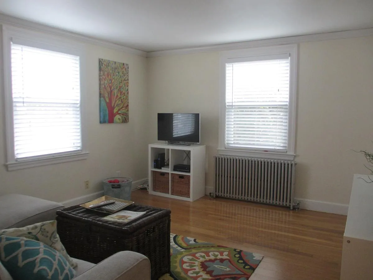 1 bed, 9999 sqft, $1,900 — Photo 4