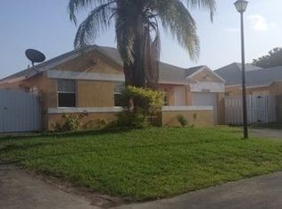 10346 SW 208th Ter, Cutler Bay, FL 33189