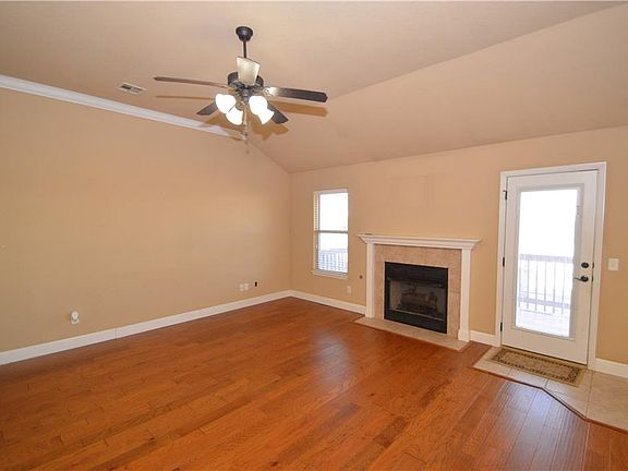 4th image of 3005 W Sunset Dr