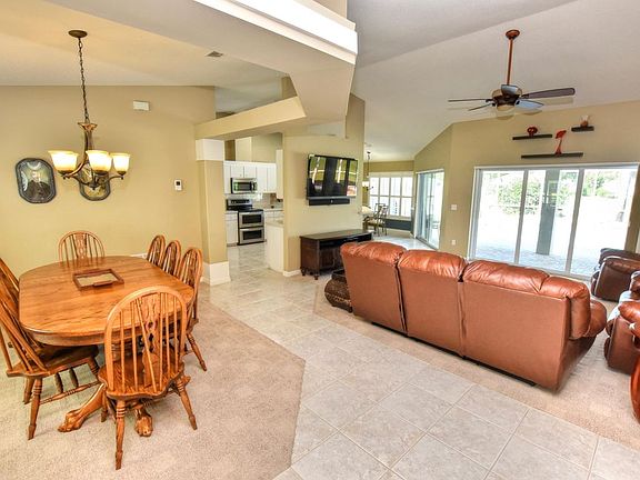5th image of 5964 Shady Creek Ln