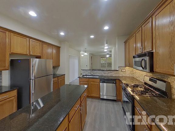 5th image of 7147 Silverwind Cir