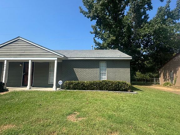 3rd image of 4413 Howardcrest Dr