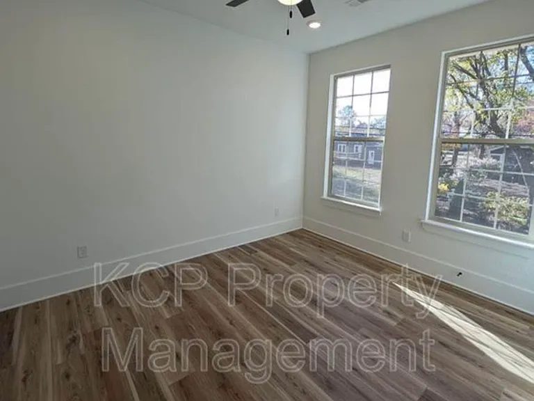 1813 N Garland Ave #2 — Photo 4