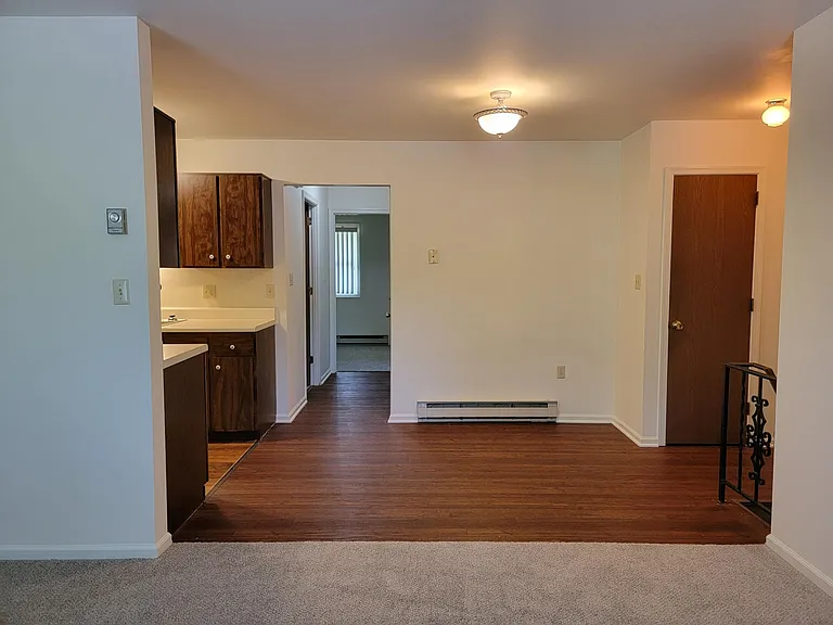 76 Akron Rd — Photo 6