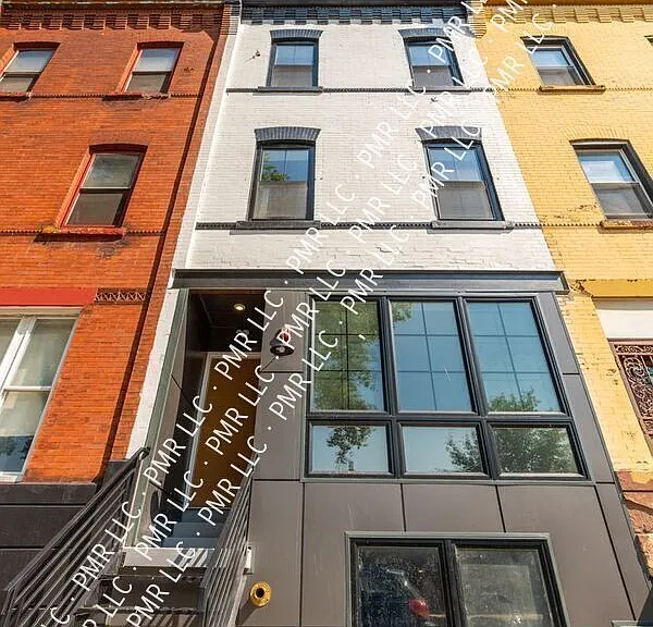 2339 N College Ave #3 — Photo 2
