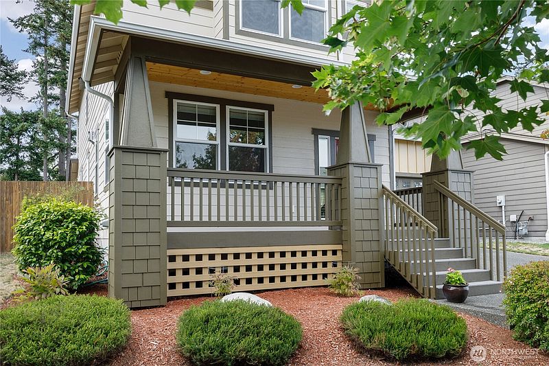 3rd image of 1851 SW Downfield Way