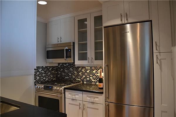 1st image of 146 W 57th St APT 43A