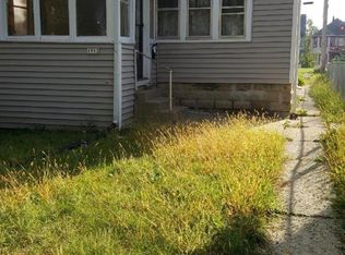 1912 N 28th St, Milwaukee, WI 53208