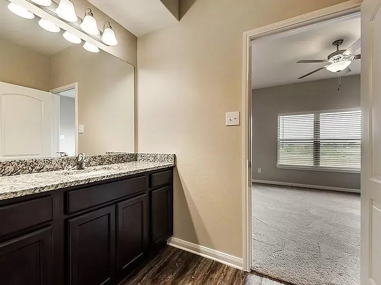 5308 Songbird Trl — Photo 14
